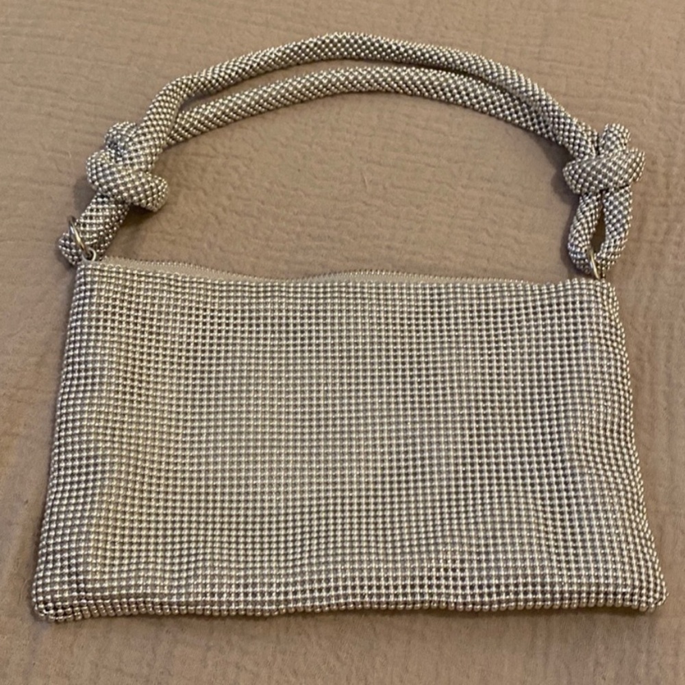 JEWEL BADGLEY MISCHKA BEAUTIFUL SILVER BAG . Perfect for evening party. New .